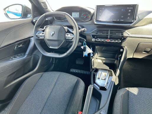 Peugeot 2008 STYLE Hybrid 136 e-DCS6
