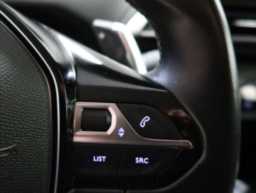 Peugeot 3008 1,2 i ALLURE PACK  AUT 130