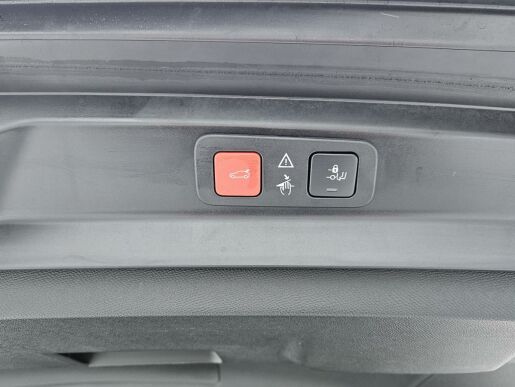 Peugeot 5008 1.5 BHDi 130 ALLURE PACK EAT8