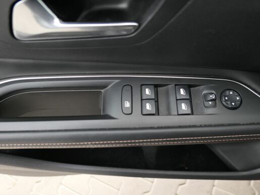 Peugeot 3008 GT 2.0BHDi 180 EAT6 DPH