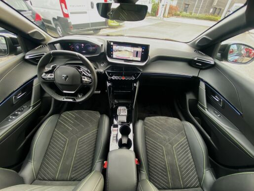 Peugeot 208 GT Hybrid 100 e-DCS6