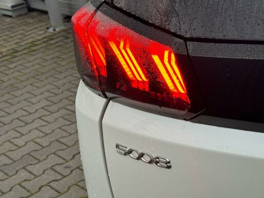 Peugeot 5008 ALLURE PACK BHDi 130 S&S EAT8