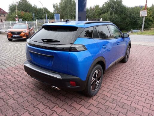Peugeot 2008 ALLURE 1.2 PureTech 7 let zár.