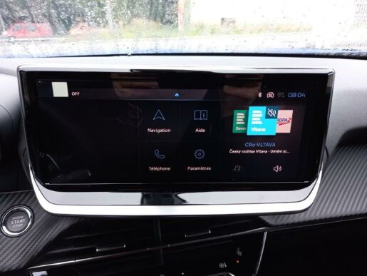 Peugeot 2008 ALLURE 1.2 PureTech 7 let zár.