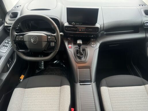 Citroën Berlingo osobní XL MAX 7 míst 1.5 BlueHDi 130 MAN6+stř.panel