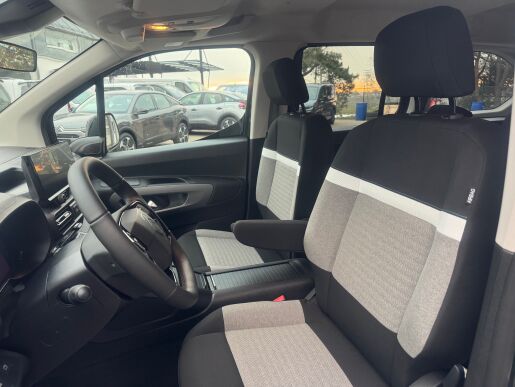 Citroën Berlingo osobní XL MAX 7 míst 1.5 BlueHDi 130 MAN6+stř.panel