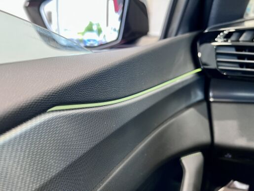 Peugeot 408 GT, El. víko, Matrix, Automat