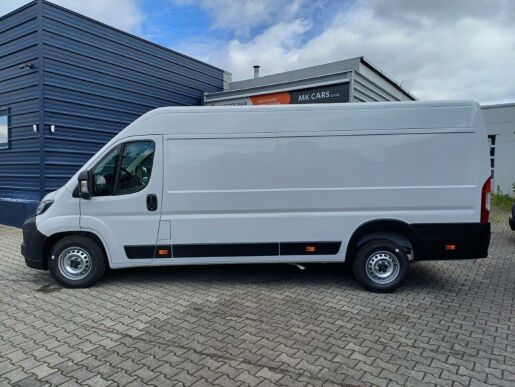 Peugeot Boxer Furgon L4H2 2.2 7 let zár.