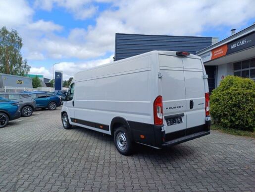 Peugeot Boxer Furgon L4H2 2.2 7 let zár.