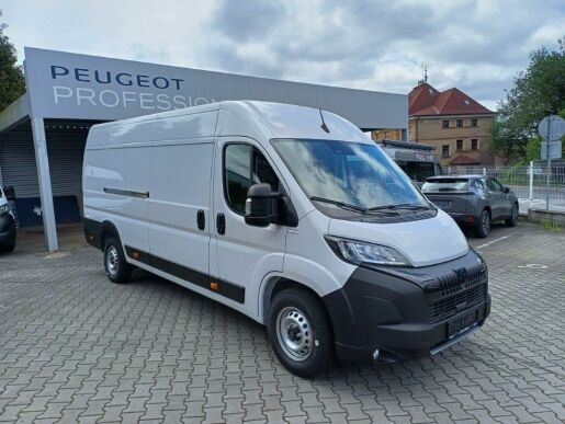 Peugeot Boxer Furgon L4H2 2.2 7 let zár.