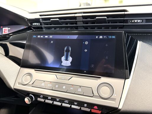 Peugeot 308 STYLE HYBRID 145 koní, Automat