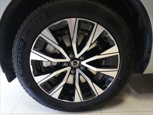 Volvo XC60 2,0 B5 AWD AUT Plus POLESTAR