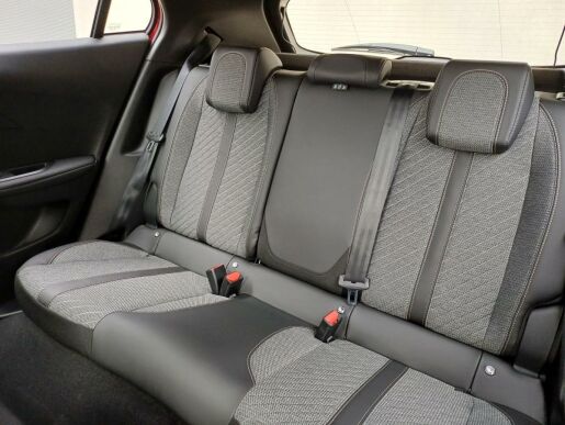 Peugeot 2008 ALLURE PureTech 130 S&S EAT8