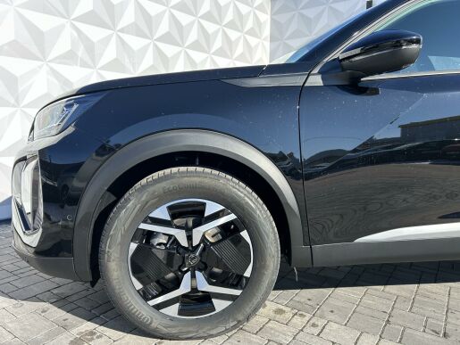 Peugeot 2008 ALLURE Hybrid 136 e-DCS6
