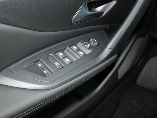 Peugeot 308 SW ALLURE 1.2 PureTech 130 AT8