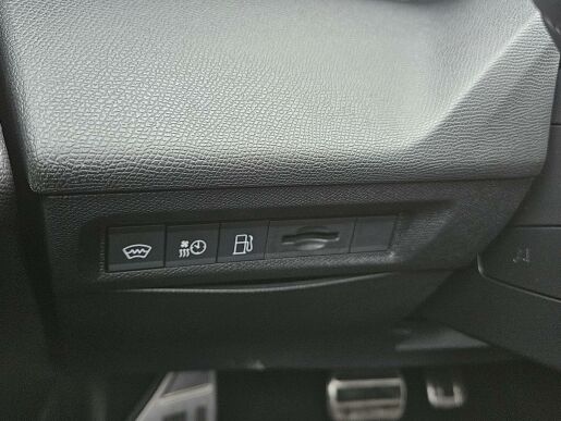 Peugeot 308 1.6 PT 225 Hybrid GT EAT8