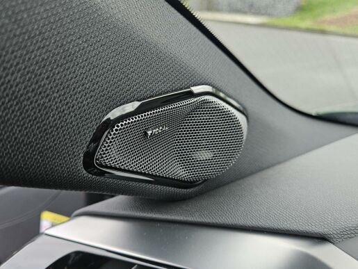 Peugeot 308 1.6 PT 225 Hybrid GT EAT8