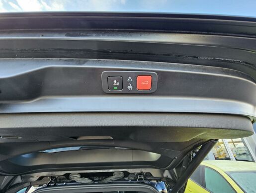 Peugeot 5008 1.5 BHDi 130 ALLURE PACK EAT8