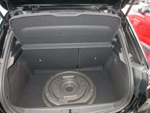 Peugeot 208 STYLE PureTech 100 S&S MAN6