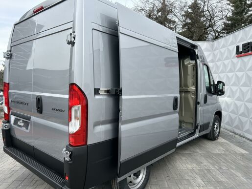 Peugeot Boxer Furgon 3500 L2H2 BlueHDi 140k