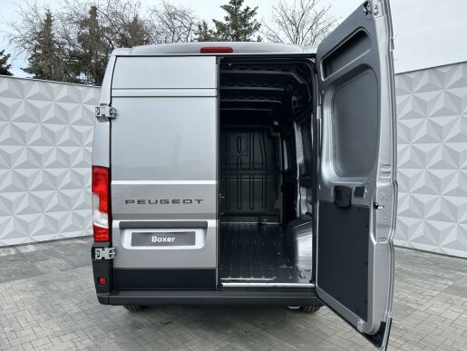 Peugeot Boxer Furgon 3500 L2H2 BlueHDi 140k