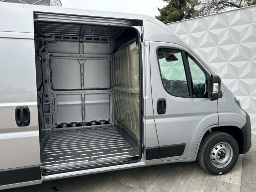 Peugeot Boxer Furgon 3500 L2H2 BlueHDi 140k