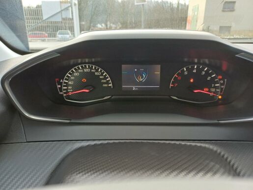 Peugeot 208 Style PureTech 1.2 7 let zár.