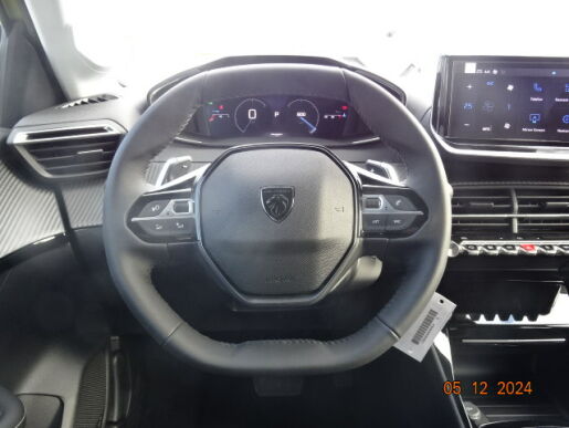 Peugeot 208 ALLURE Hybrid 100 e-DCS6