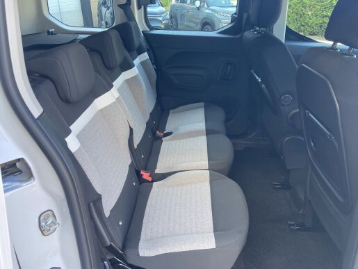 Citroën Berlingo osobní PLUS 1.5 BlueHDi 100 S&S MAN6   