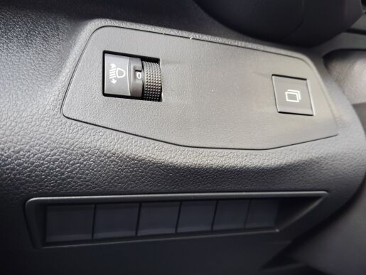 Citroën Berlingo osobní PLUS 1.5 BlueHDi 100 S&S MAN6   