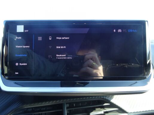 Peugeot 2008 ALLURE Hybrid 136k e-DCS6