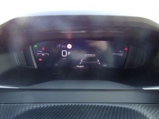 Peugeot 2008 ALLURE Hybrid 136k e-DCS6