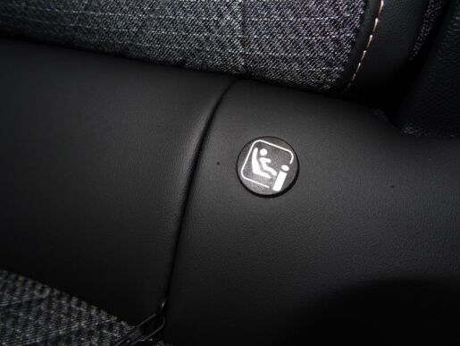 Peugeot 2008 ALLURE Hybrid 136k e-DCS6