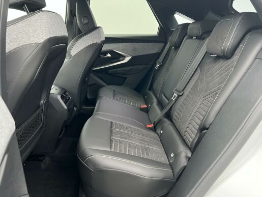 Peugeot 3008 GT e-DCS6 Hybrid