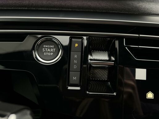 Peugeot 3008 GT e-DCS6 Hybrid