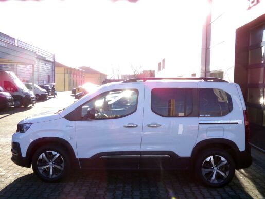 Peugeot Rifter GT LINE 1.2 PureTech 96kW AT