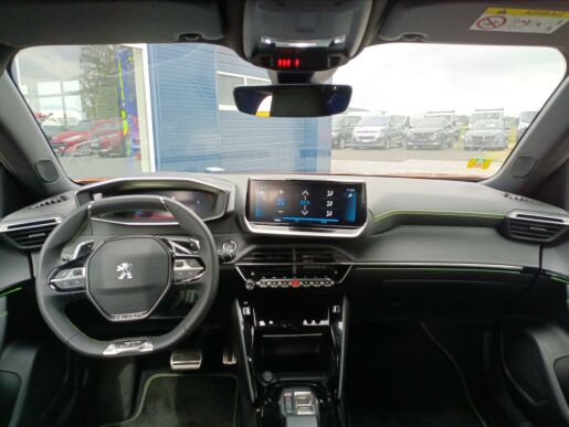 Peugeot 2008 GT 1.2 130k S&S EAT8
