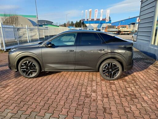 Peugeot 3008 ALLURE Hybrid 136 7 let zár.