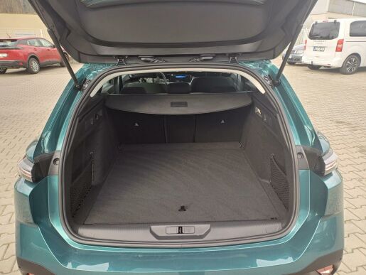 Peugeot 308 SW STYLE Hybrid 145 e-DCS6