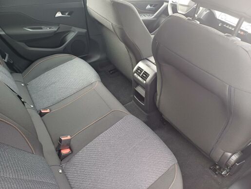 Peugeot 308 SW STYLE Hybrid 145 e-DCS6