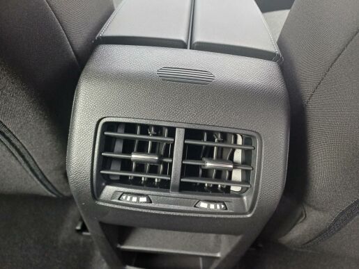 Peugeot 308 SW STYLE Hybrid 145 e-DCS6