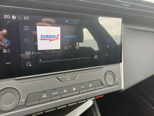 Peugeot 308 SW STYLE Hybrid 145 e-DCS6