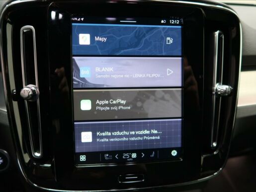 Volvo XC40 2,0 B3 Plus Dark AUT