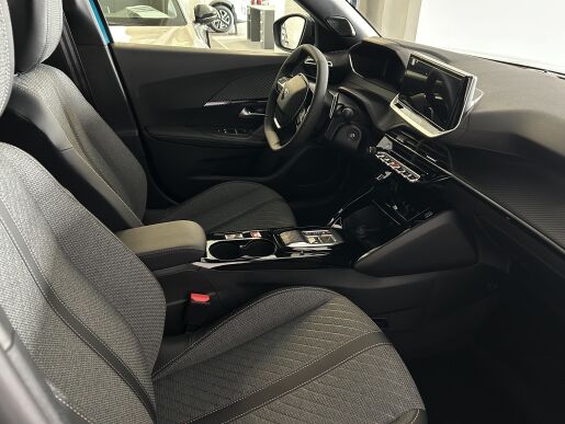 Peugeot 2008 ALLURE Hybrid 145 e-DCS6