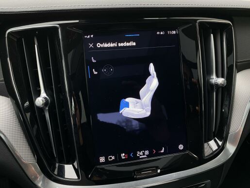 Volvo S60 B5 (benzín) AWD *ULTIM. + pneu
