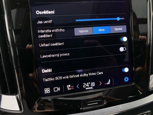 Volvo S60 B5 (benzín) AWD *ULTIM. + pneu