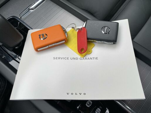 Volvo S60 B5 (benzín) AWD *ULTIM. + pneu