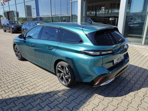 Peugeot 308 SW ALLURE HYBRID 136 e-DCS6