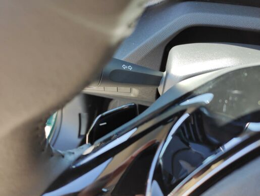 Peugeot 308 SW ALLURE HYBRID 136 e-DCS6