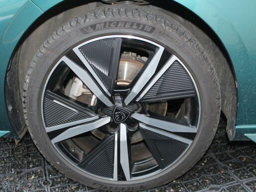 Peugeot 308 SW GT BlueHDi 130 S&S EAT8